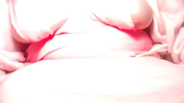 BIG, FAT AND HAIRY - vídeo de agathamiller01 modelo de câmara