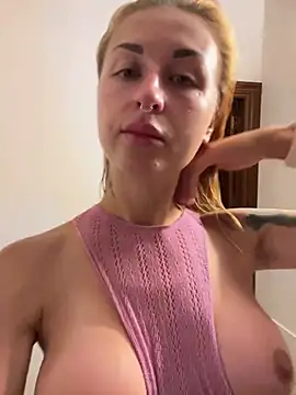 Naked and wet Pussy PS