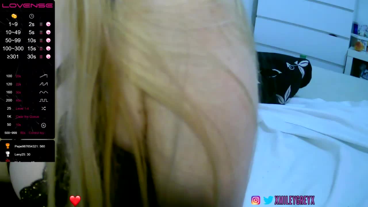 [16 Mar 23:54] Private Show - video av MileyGreyx cam-modell