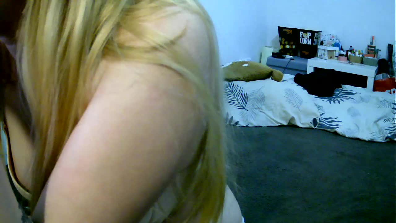 [20 Nov 22:02] Private Show - video av MileyGreyx cam-modell