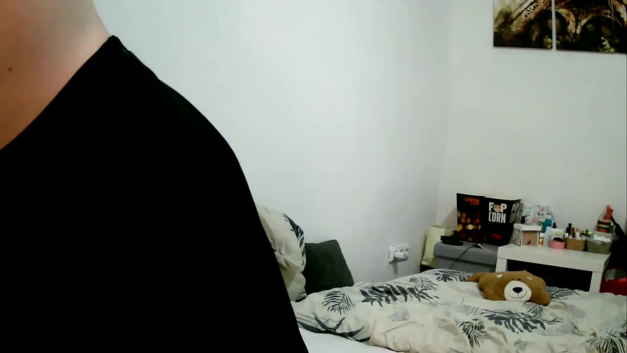 [15 Nov 19:29] Private Show - video av MileyGreyx cam-modell