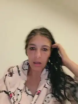 [4 Jun 18:49] Private Show - video Sposini69 kameramallilta