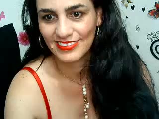 PLAYING A LITTLE - video by marylin40 cam model