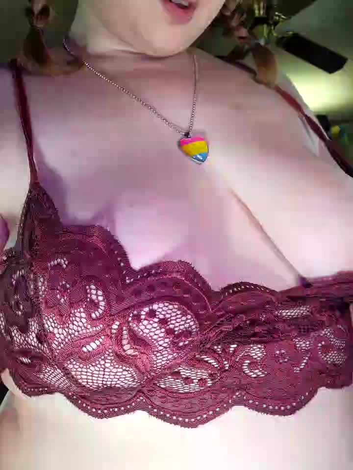 Totally not into it lol (Private Show) - βίντεο μοντέλου VelvetDiablo