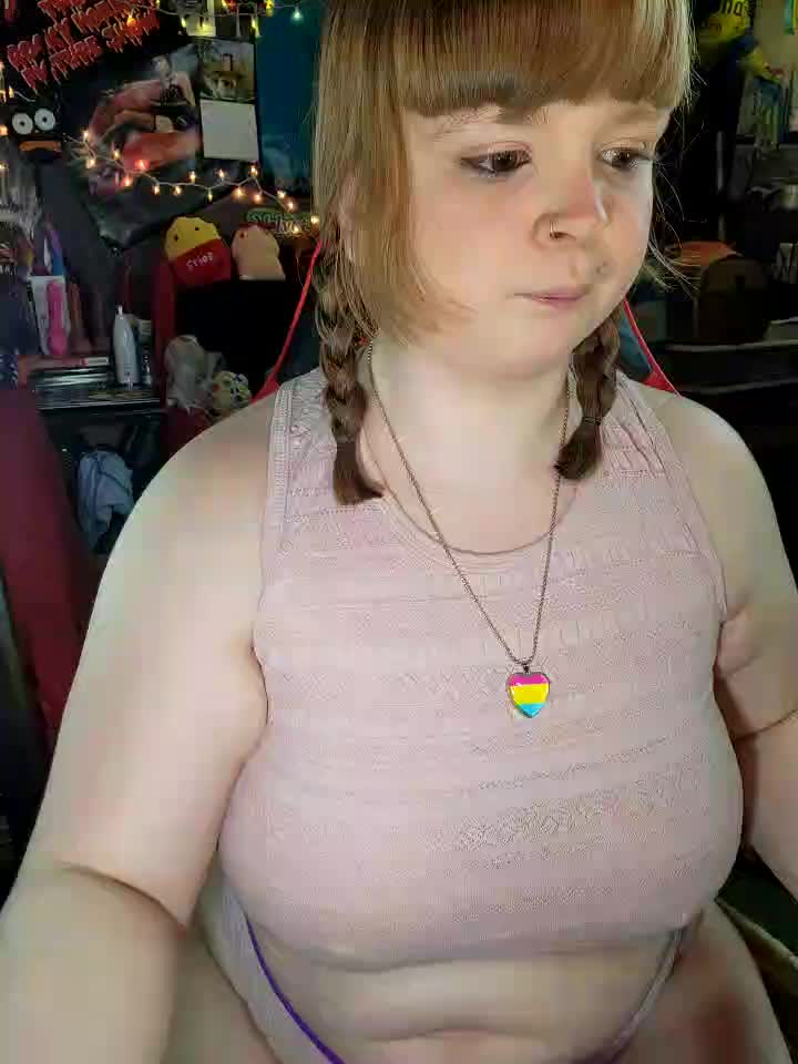 Body suit and oily ass worship! (Private Show) - βίντεο μοντέλου VelvetDiablo