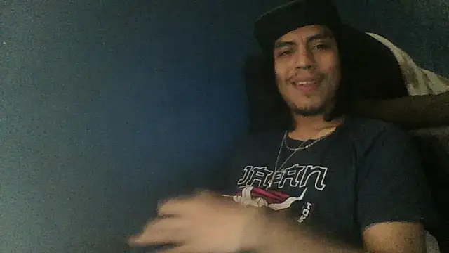 Yummy dick cummed alot! - video của người mẫu cam AlexAlejandro13