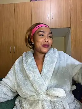 [19 Jun 04:29] Private Show - video by BADFATASS85 cam model