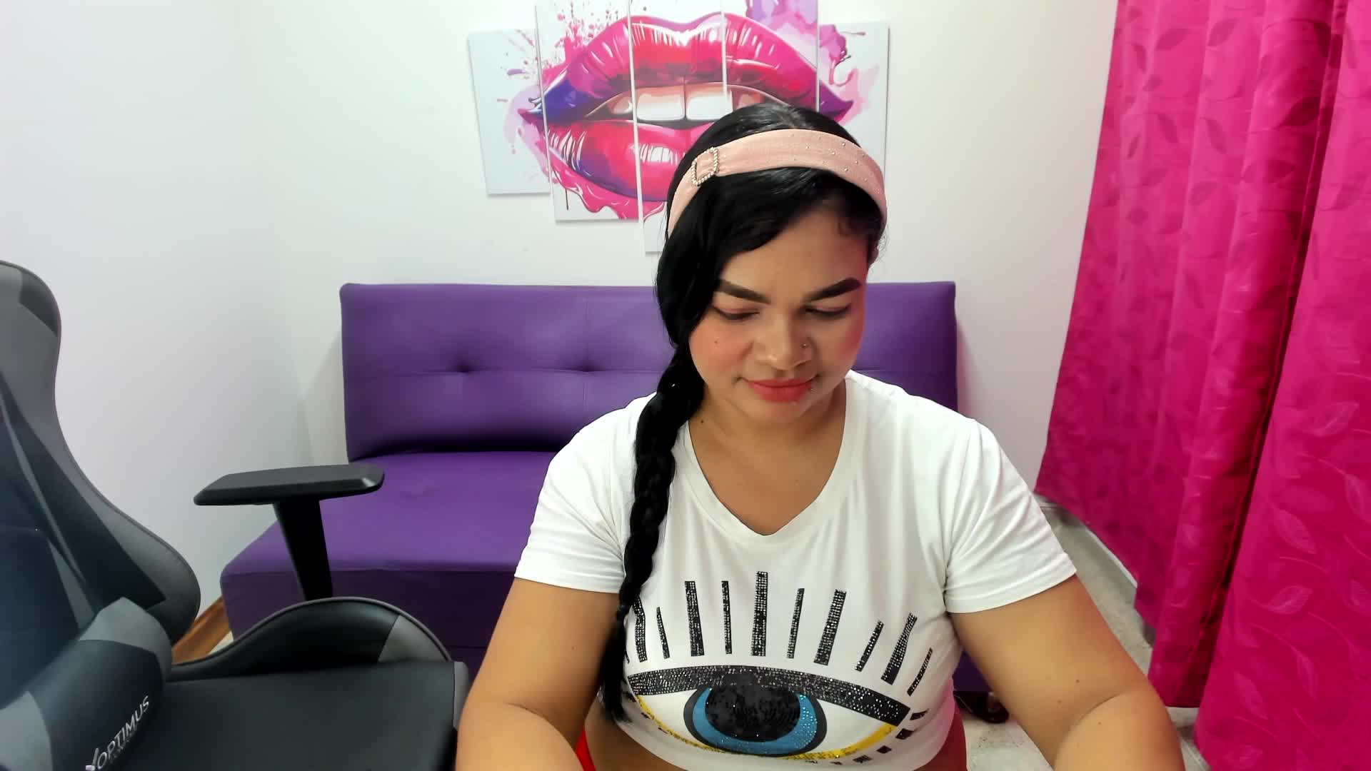 fingers in my pussy +fucked - video by Cloe_35 cam model