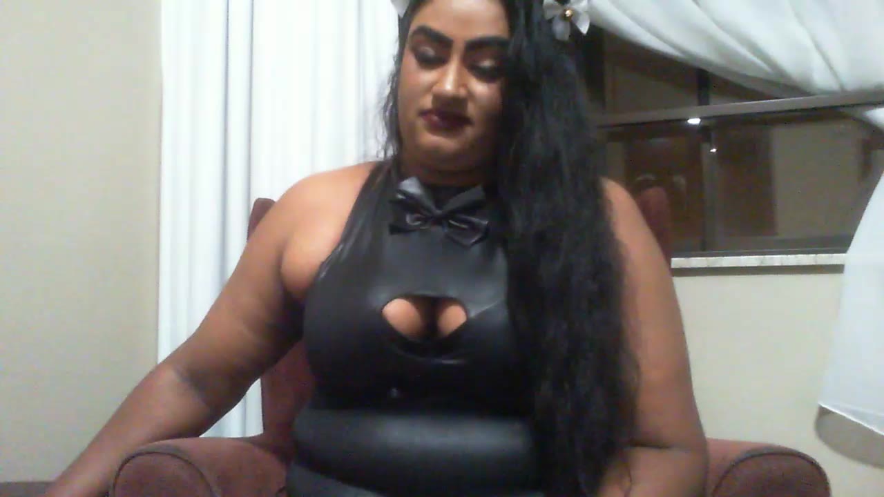 Dia The Nawty Kitty - video by EROTICNAWTY2 cam model