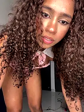 dance sexy whit me bunny - video by stormyy_ cam model