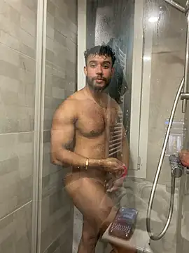 [29 Apr 22:31] Private Show