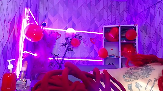 Tying my tits - AsheyBaker主播的视频