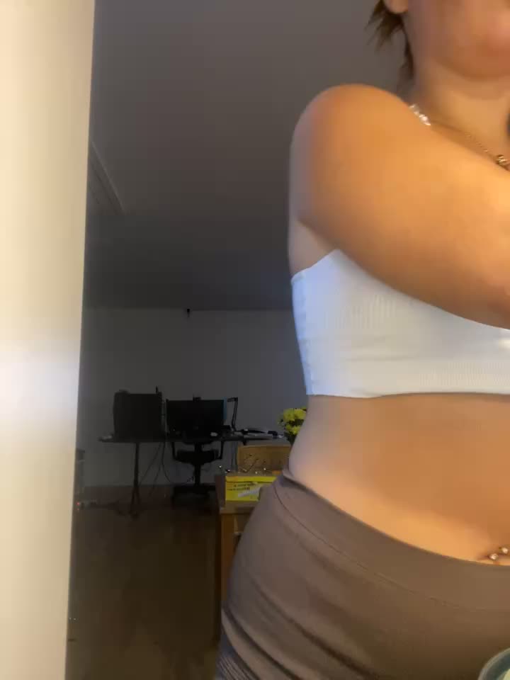 Nasty Private Show - video di TheCinderella modella di cam