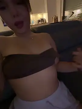 [25 Nov 20:10] Private Show - TheCinderella 캠 모델의 동영상