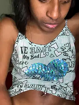 [20 Oct 21:39] Public Show - video by faphouse153250 cam model