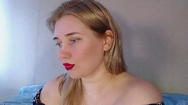 Playing with my pussy 10 minutes