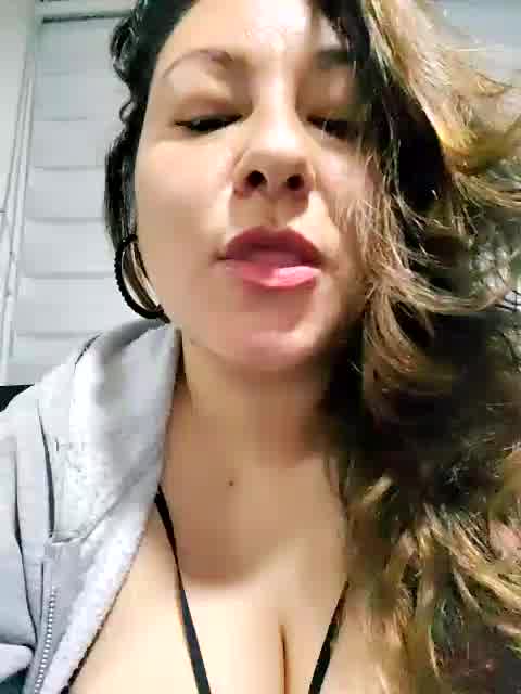 [30 Sep 21:32] Private Show - Vídeo de sakotodika, modelo de vídeos