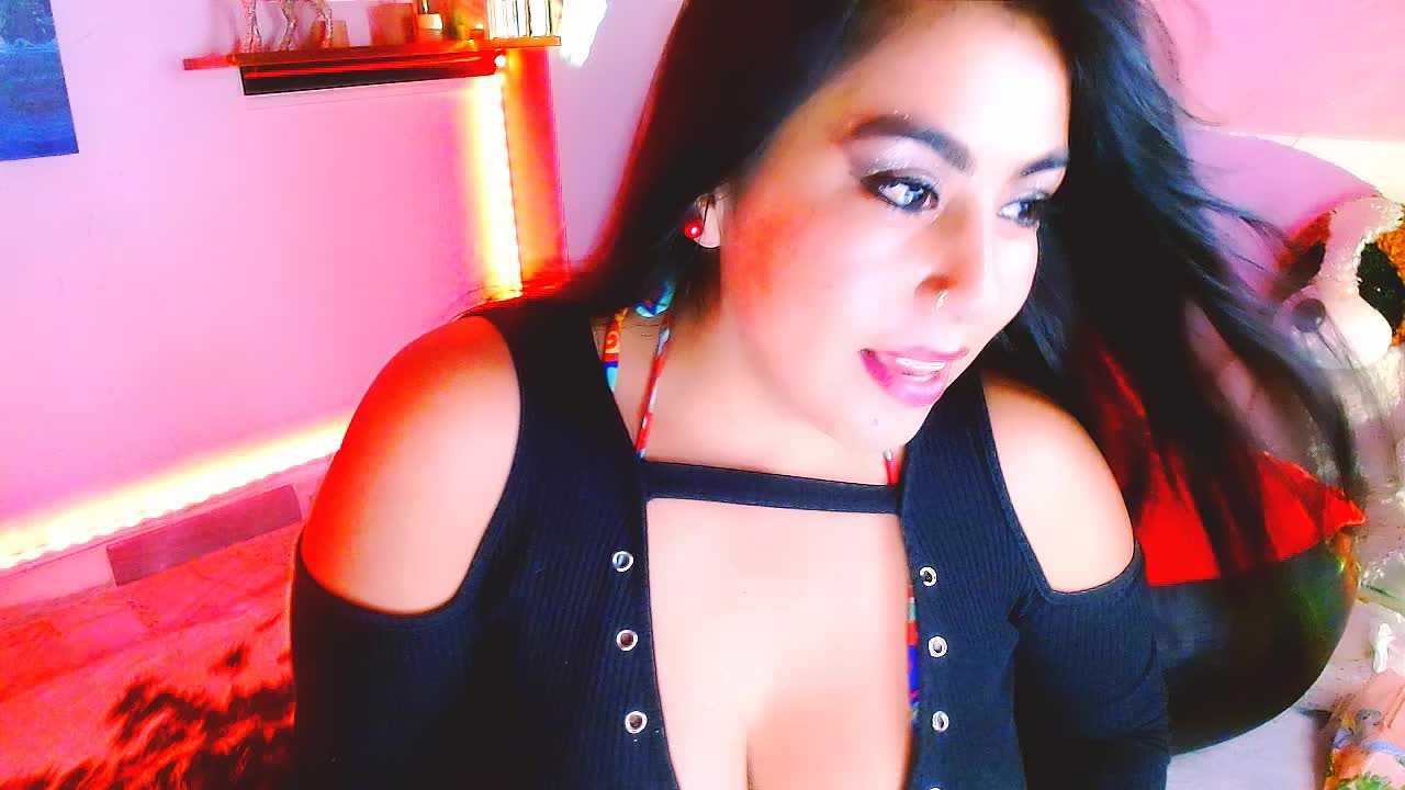 oh yummy double  fuck - video by gatuwildhott cam model