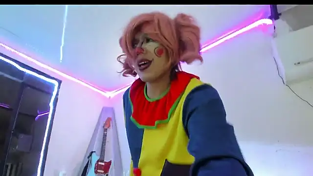 [30 Nov 19:48] Private Show - video by zakira_kyun cam model