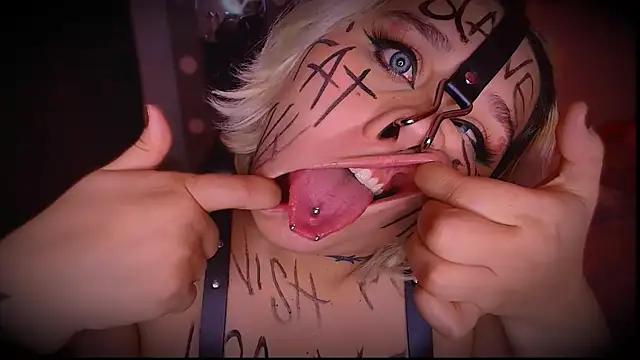 ahegao crazy - video by Laura_takint cam model