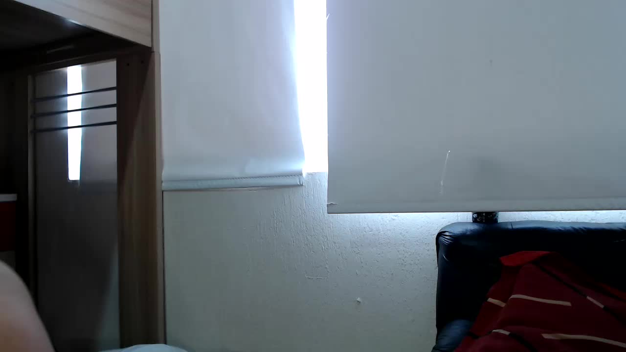 [24 Feb 17:03] Private Show - 視頻由 Dama_Scarlata18 主播提供