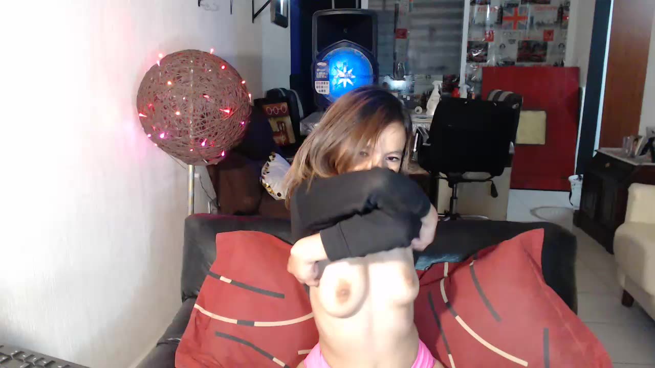 [28 Feb 00:03] Private Show - 視頻由 Dama_Scarlata18 主播提供