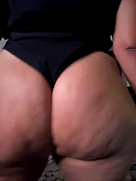 Shake that A$$ 😈😈 – видео вебкам-модели AnneKane