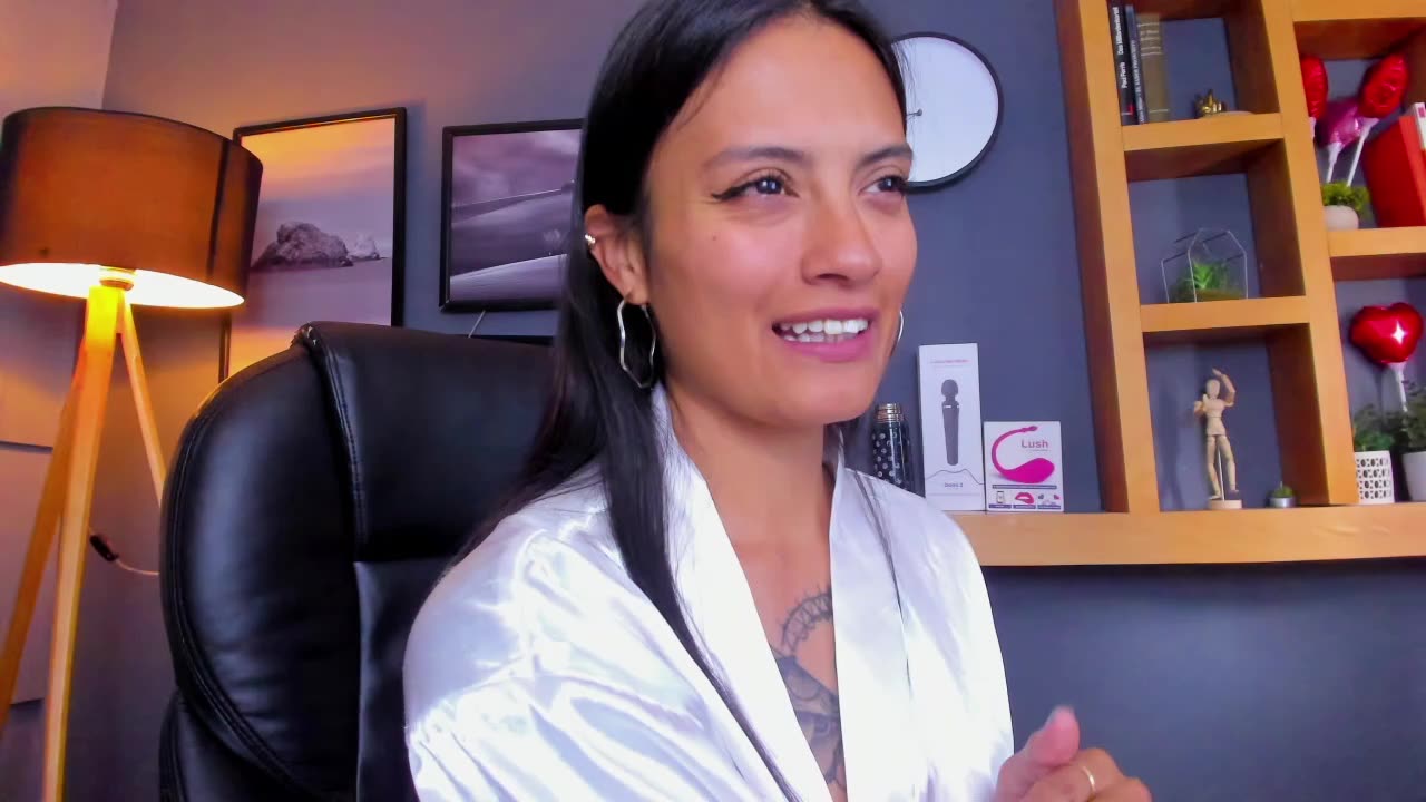 [1 Mar 12:12] Private Show - video by nia__white cam model