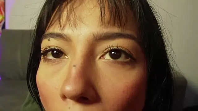 show fingering, ahegao and cumming - video by SaraVergara cam model
