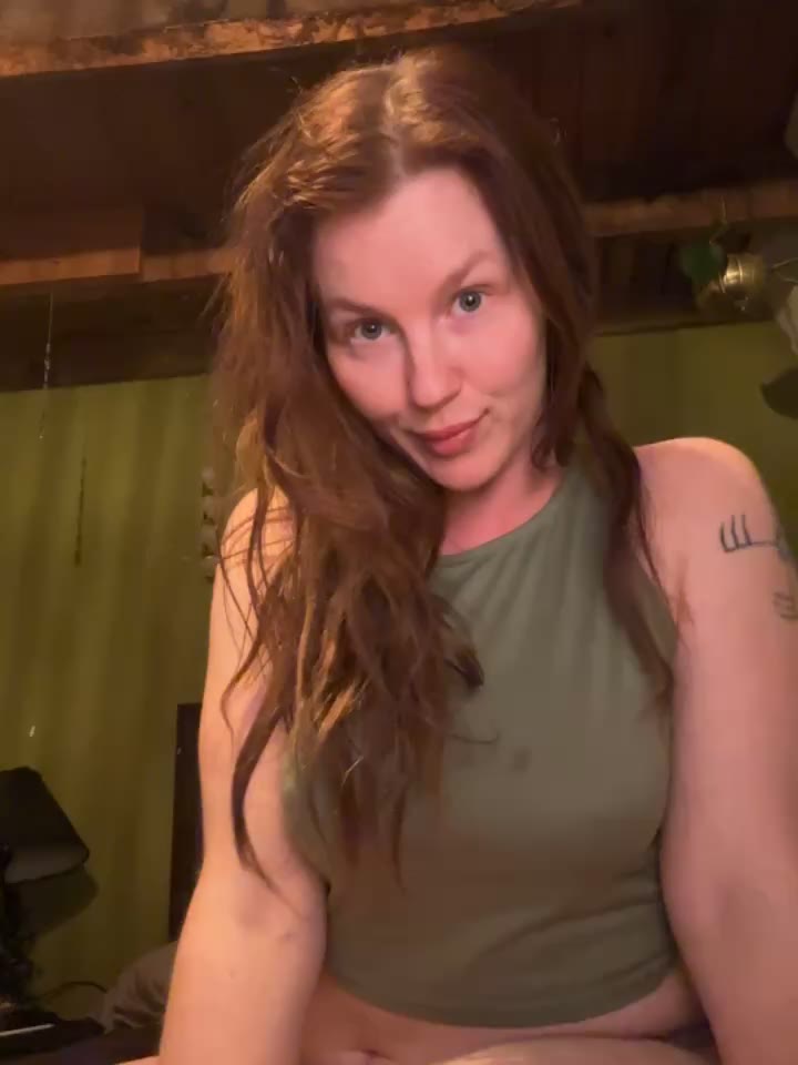 Bum Bum - video by courtneyoccult cam model