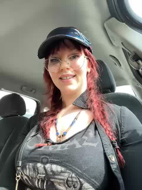 [25 Apr 16:16] Private Show - video by courtneyoccult cam model