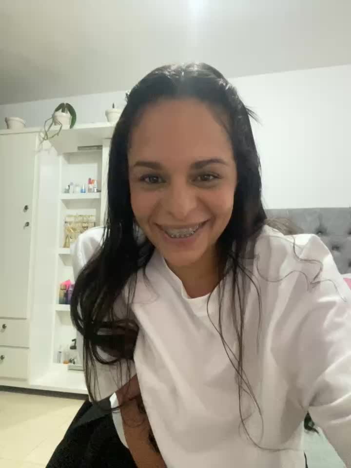 Show - vídeo de Kataliina
