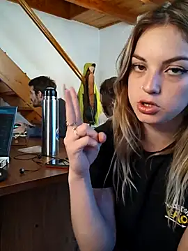 Keila and another man more. - video by Elnonoykeila77 cam model