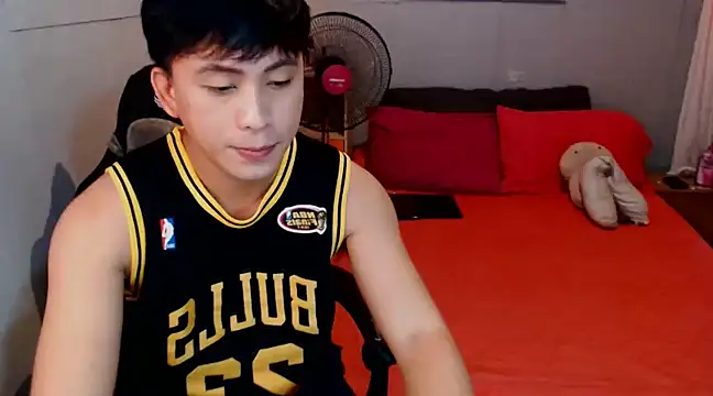 [23 Mar 16:06] Private Show - video di princeJayX modella di cam