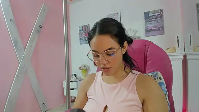 mis tetas y mi culo - CAMILA--REY adlı kamera modelinin videosu