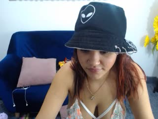 SHOW PRIVADO - CAMILA--REY adlı kamera modelinin videosu