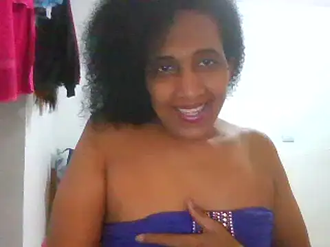 [23 Jan 02:36] Private Show - ক্যাম মডেল Aishamara-এর ভিডিও