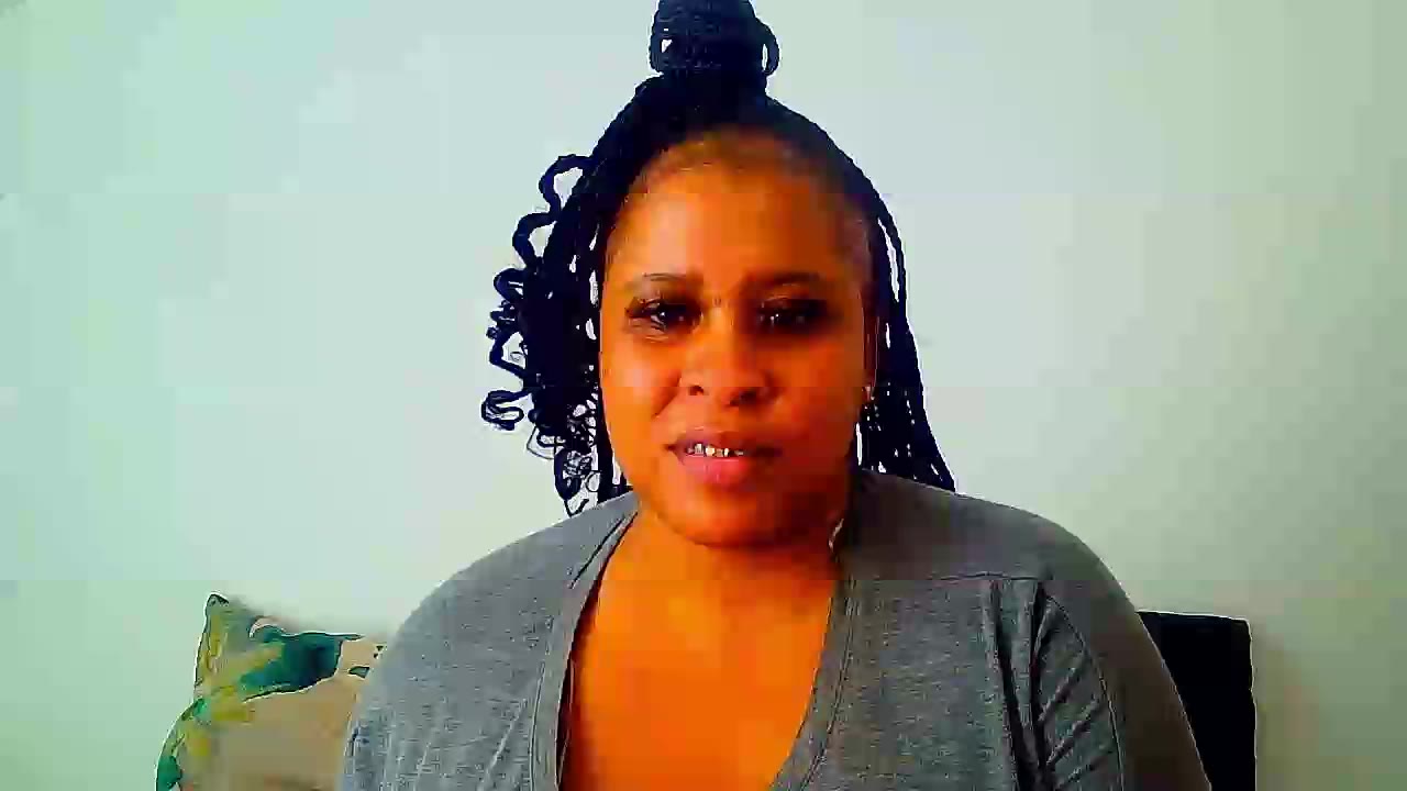 shake that ass lussy - video by Ebonylovelyx cam model