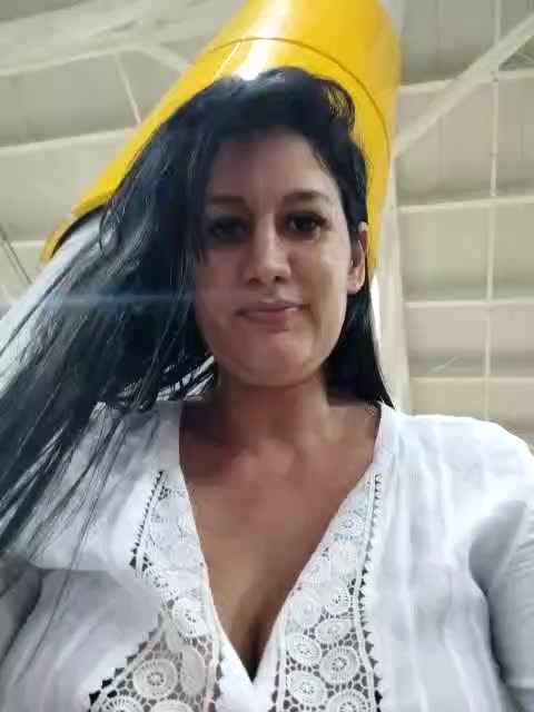 [25 Jun 17:37] Private Show - video by keilymadam cam model