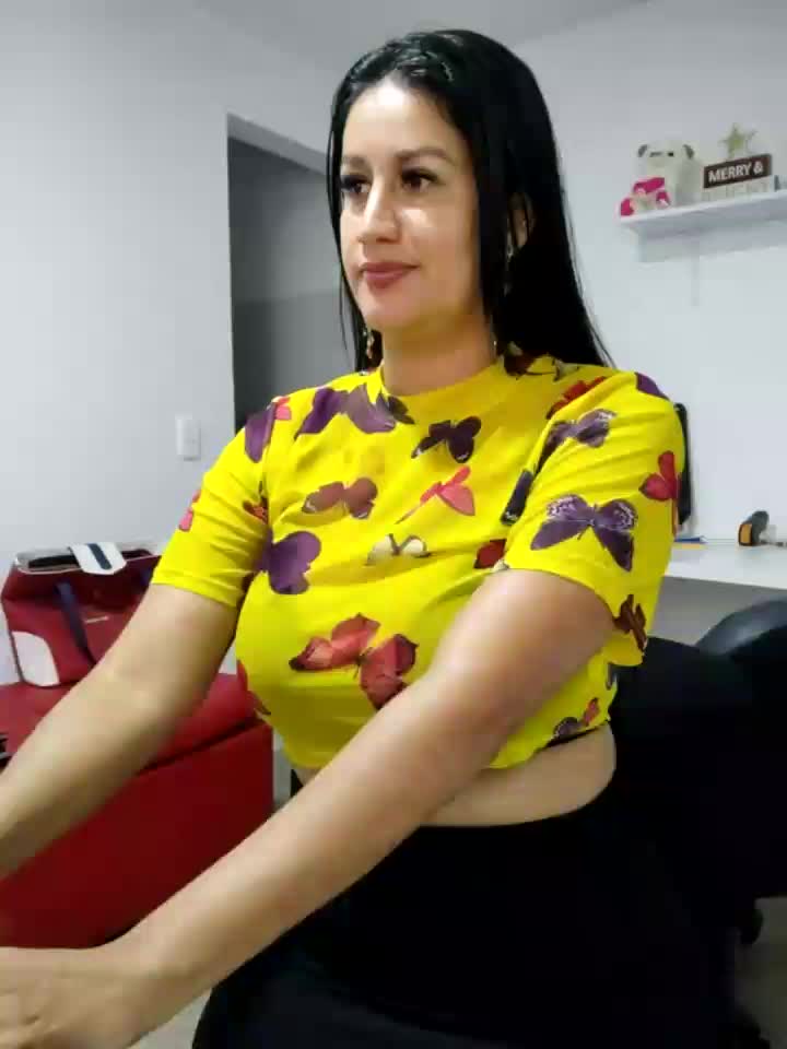 [18 Nov 11:33] Private Show - video by keilymadam cam model