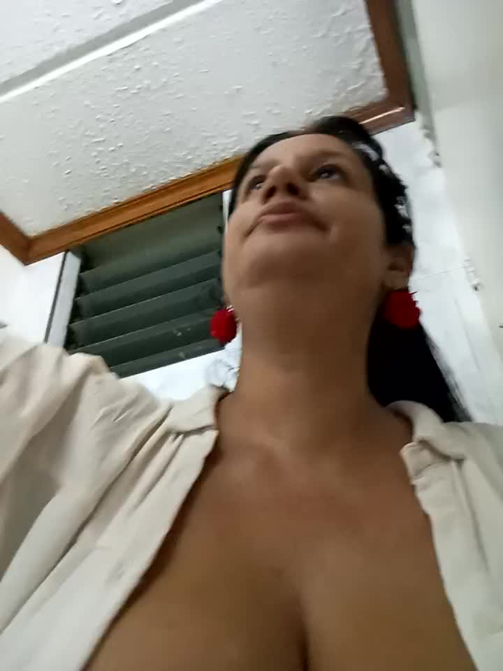 [10 Oct 21:52] Private Show - video by keilymadam cam model