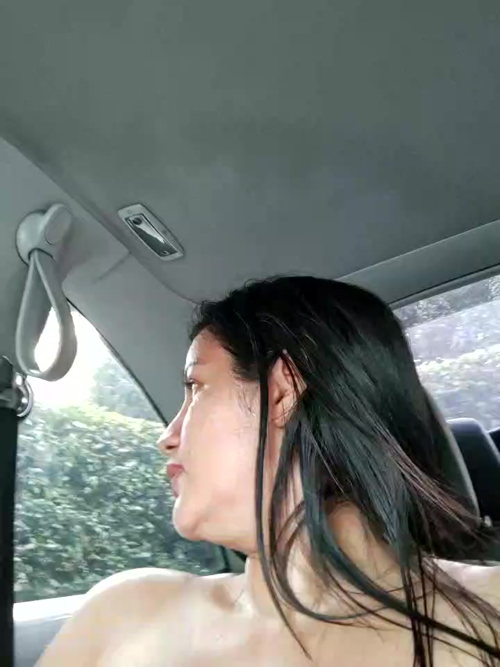 [22 Mar 16:57] car masturbation - video by keilymadam cam model