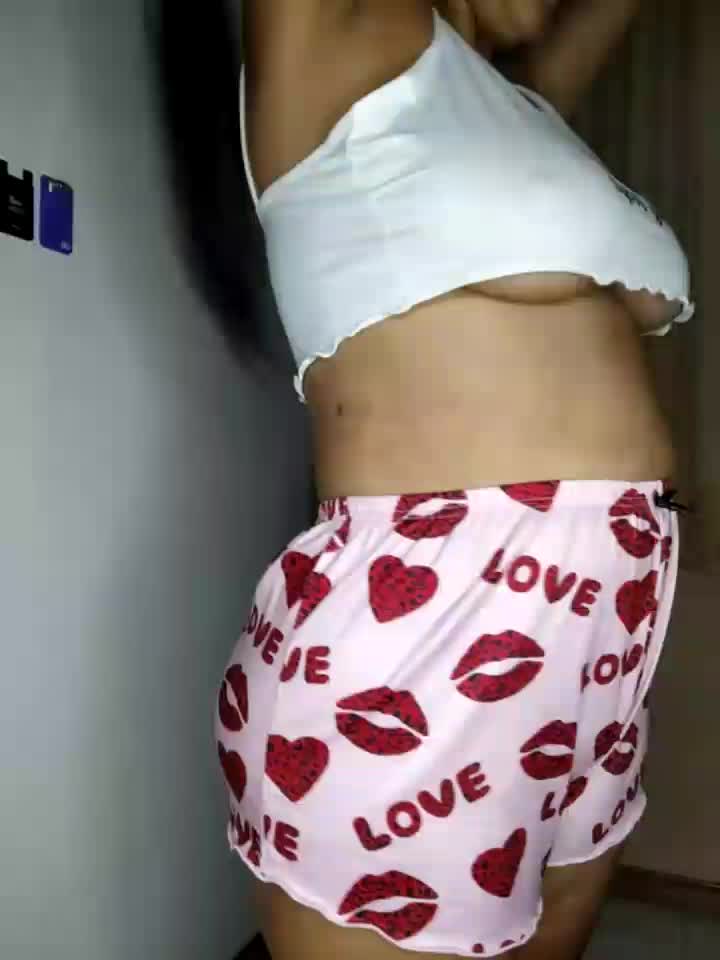 [12 Oct 21:23] Private Show - video by keilymadam cam model