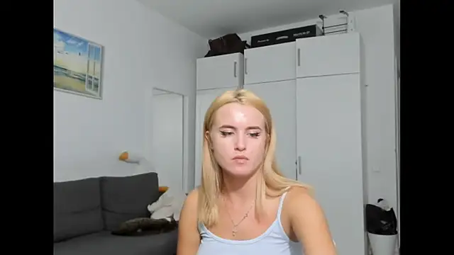 [20 Sep 05:31] Private Show - video by BeatrixxAndLiam cam model