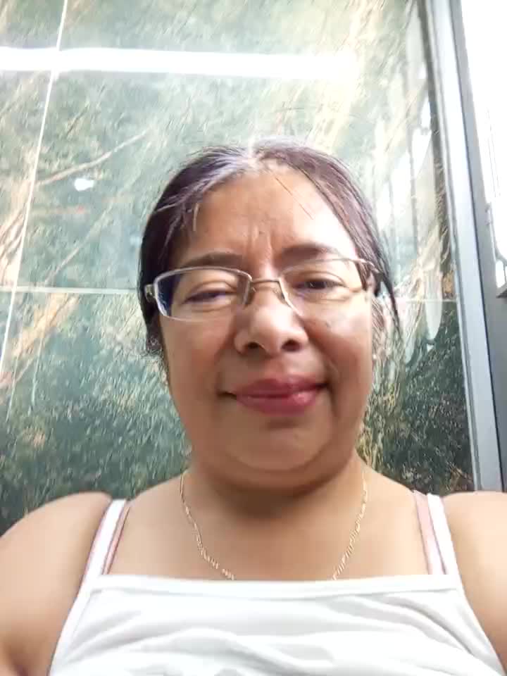 29- Fuck with Miss Valentina – видео вебкам-модели __valentina18