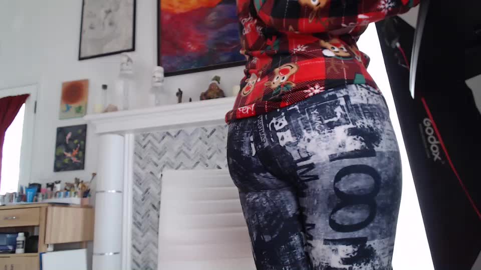 Twerking - วิดีโอโดย AuroraWillows โมเดลแคม