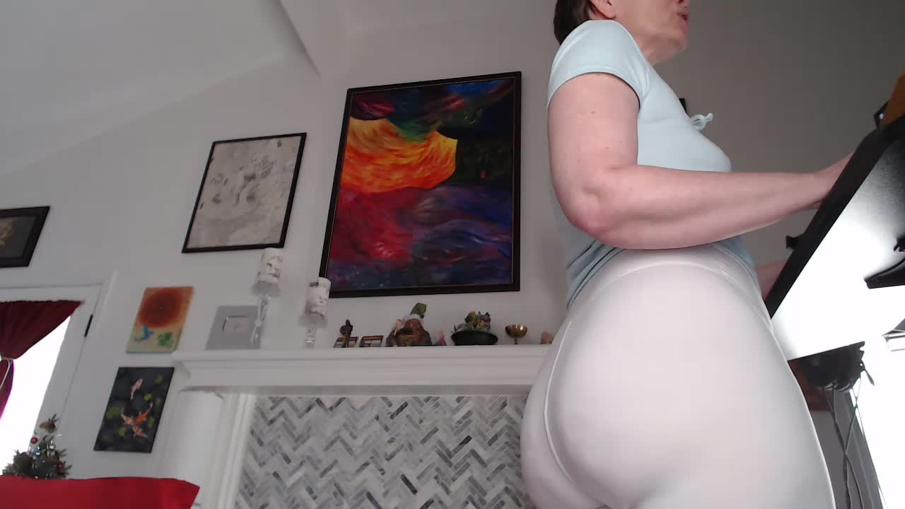 riding n fucking pussy with dildo - video by AuroraWillows cam model