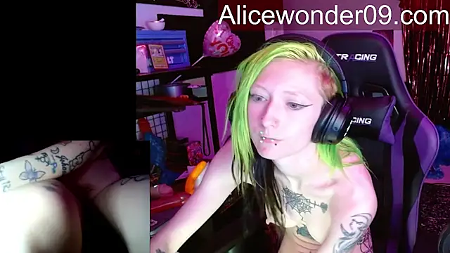 creamy dildo－カメラキャストのTwisted_Aliceの動画