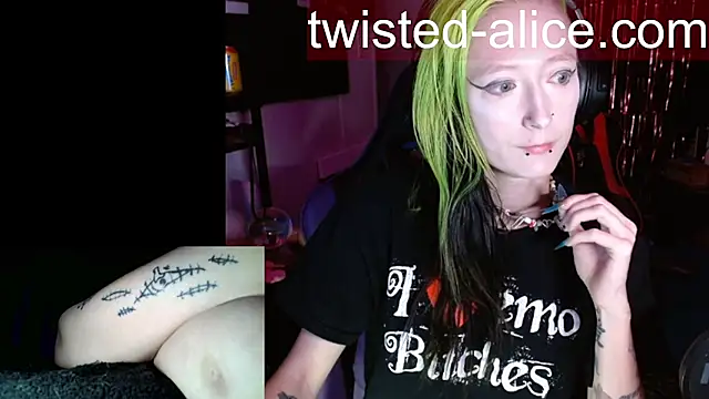 CEI (Pvt show)－カメラキャストのTwisted_Aliceの動画