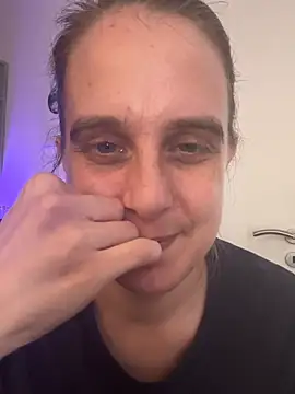 Titten und Blasen - ক্যাম মডেল Chantalee-এর ভিডিও